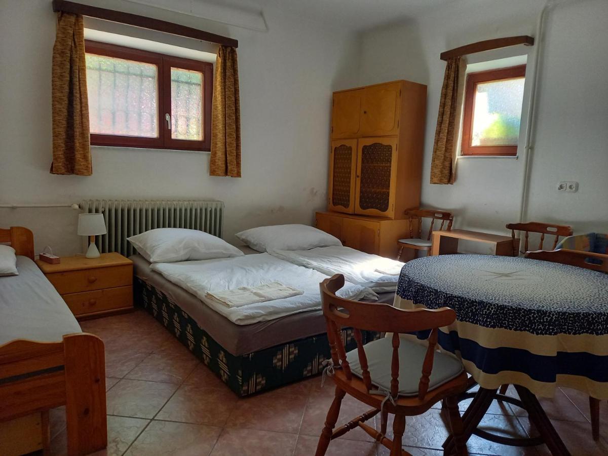 Flamingo Apartman Sopron Zewnętrze zdjęcie