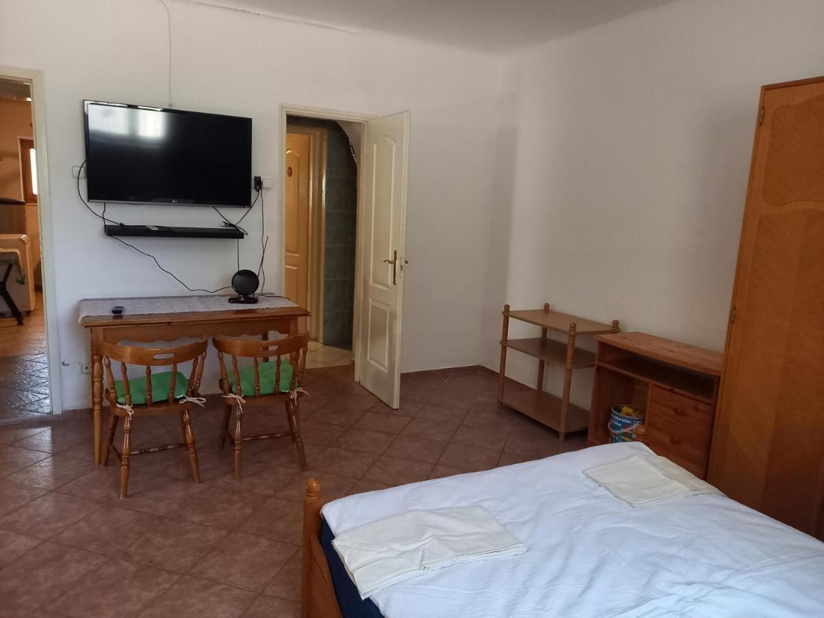 Flamingo Apartman Sopron Zewnętrze zdjęcie